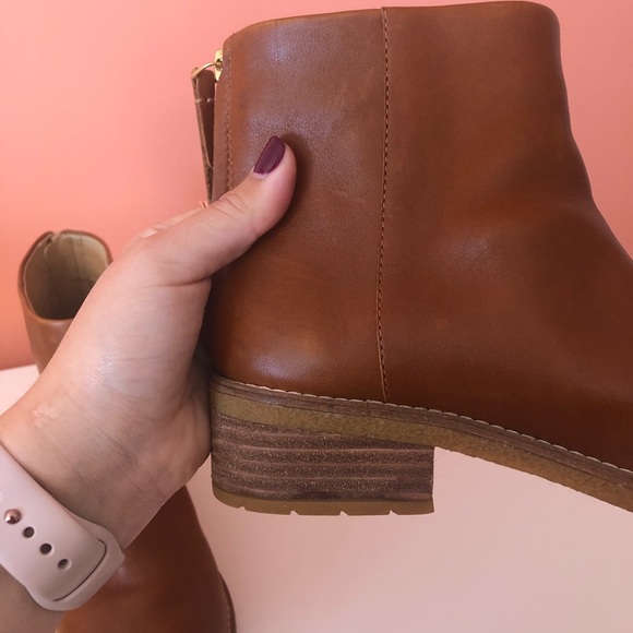 ❌SOLD❌ Women’s Leather Sperry Booties 👢 - Picture 4 of 8